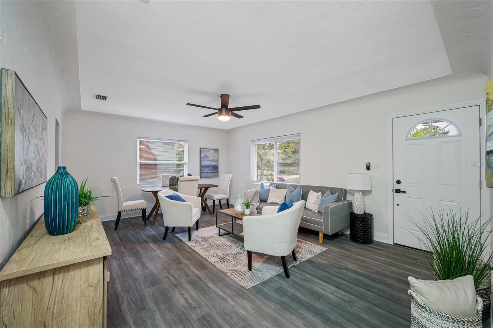 Image 3 of 33 For 4934 10th Avenue S