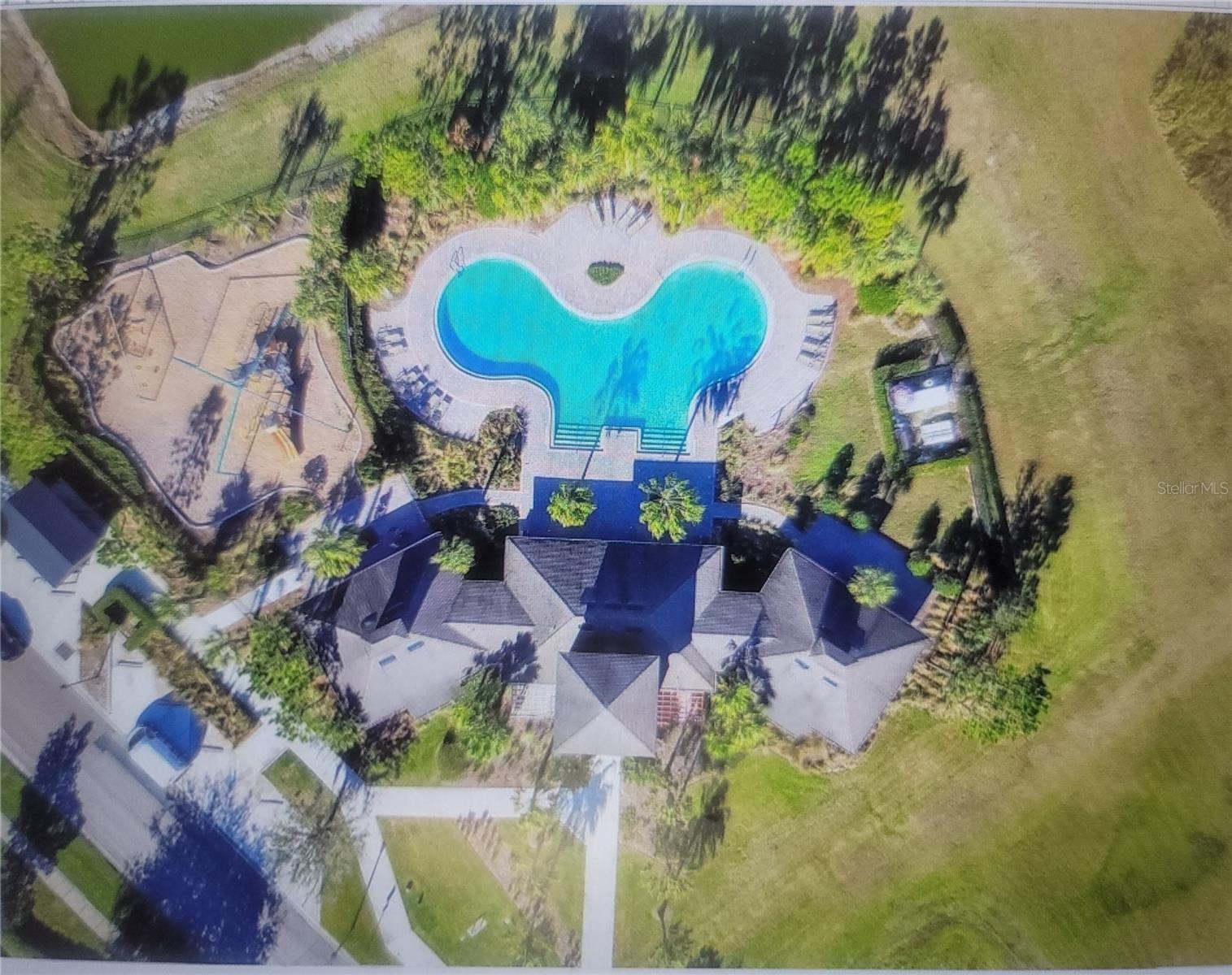 Image 26 of 31 For 7238 Steer Blade Drive