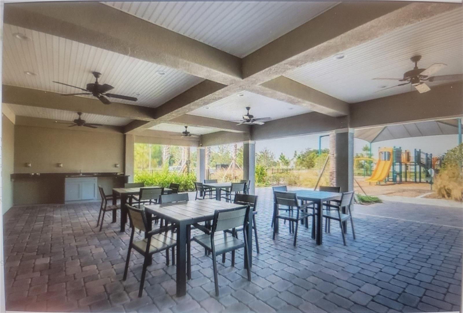 Image 29 of 31 For 7238 Steer Blade Drive