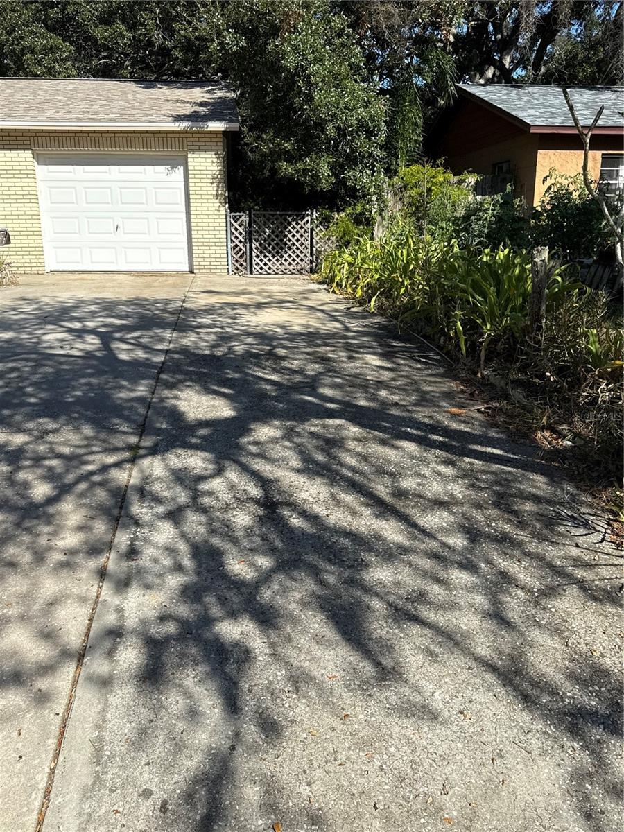 Image 34 of 78 For 4709 Gazania Street