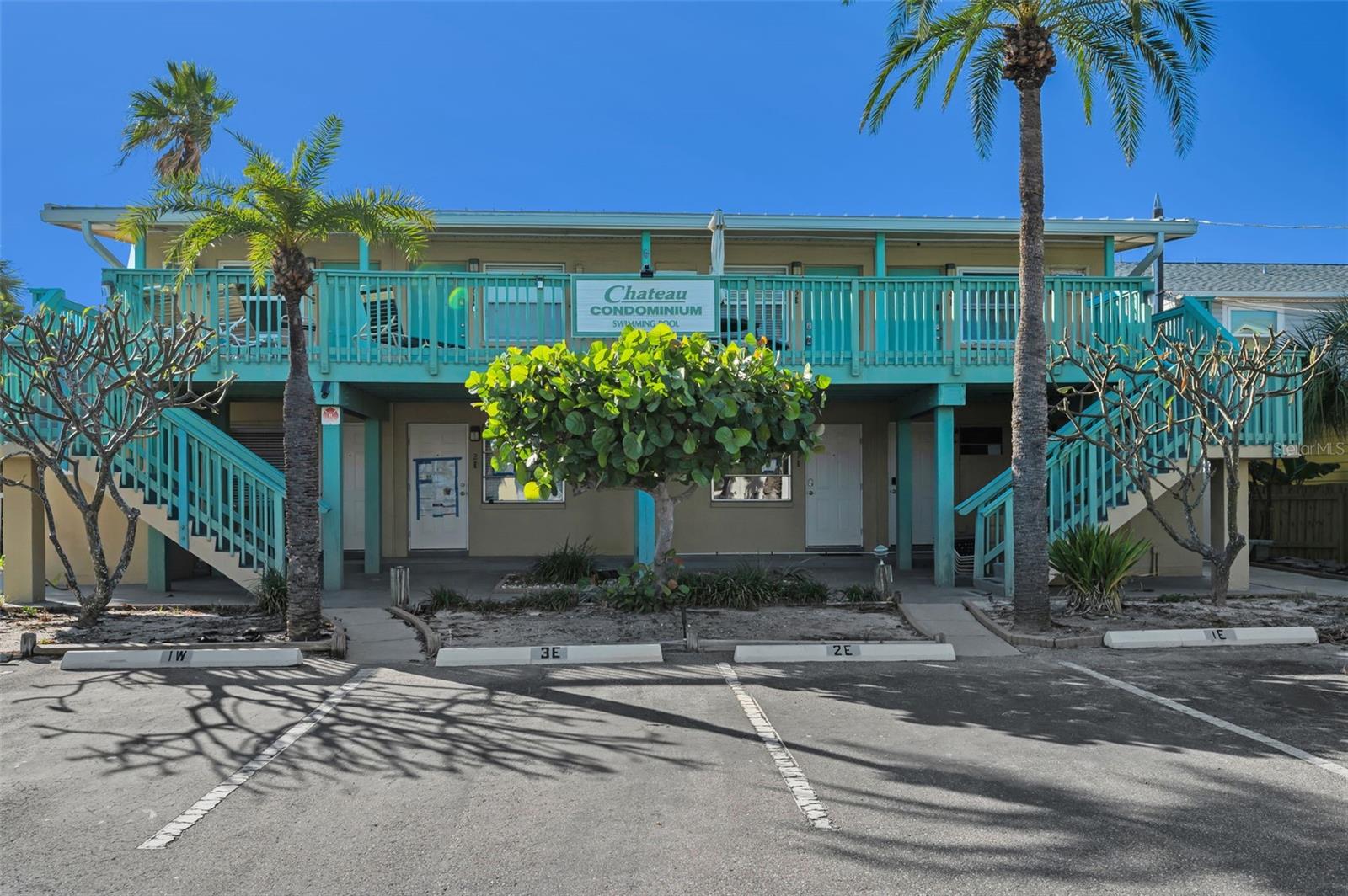 Image 2 of 31 For 2700 Gulf Boulevard W6