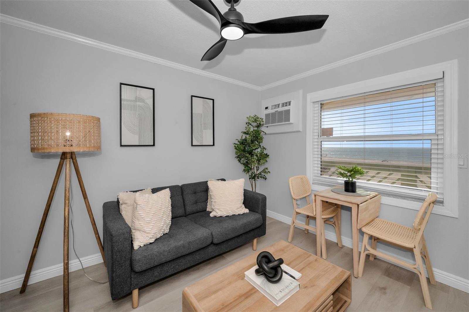 Image 6 of 31 For 2700 Gulf Boulevard W6