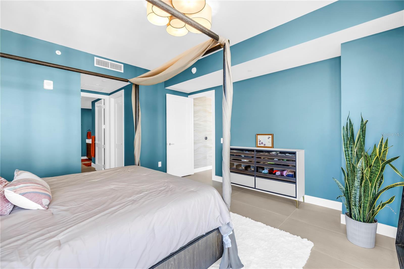 Image 18 of 45 For 301 1st Street S 2504