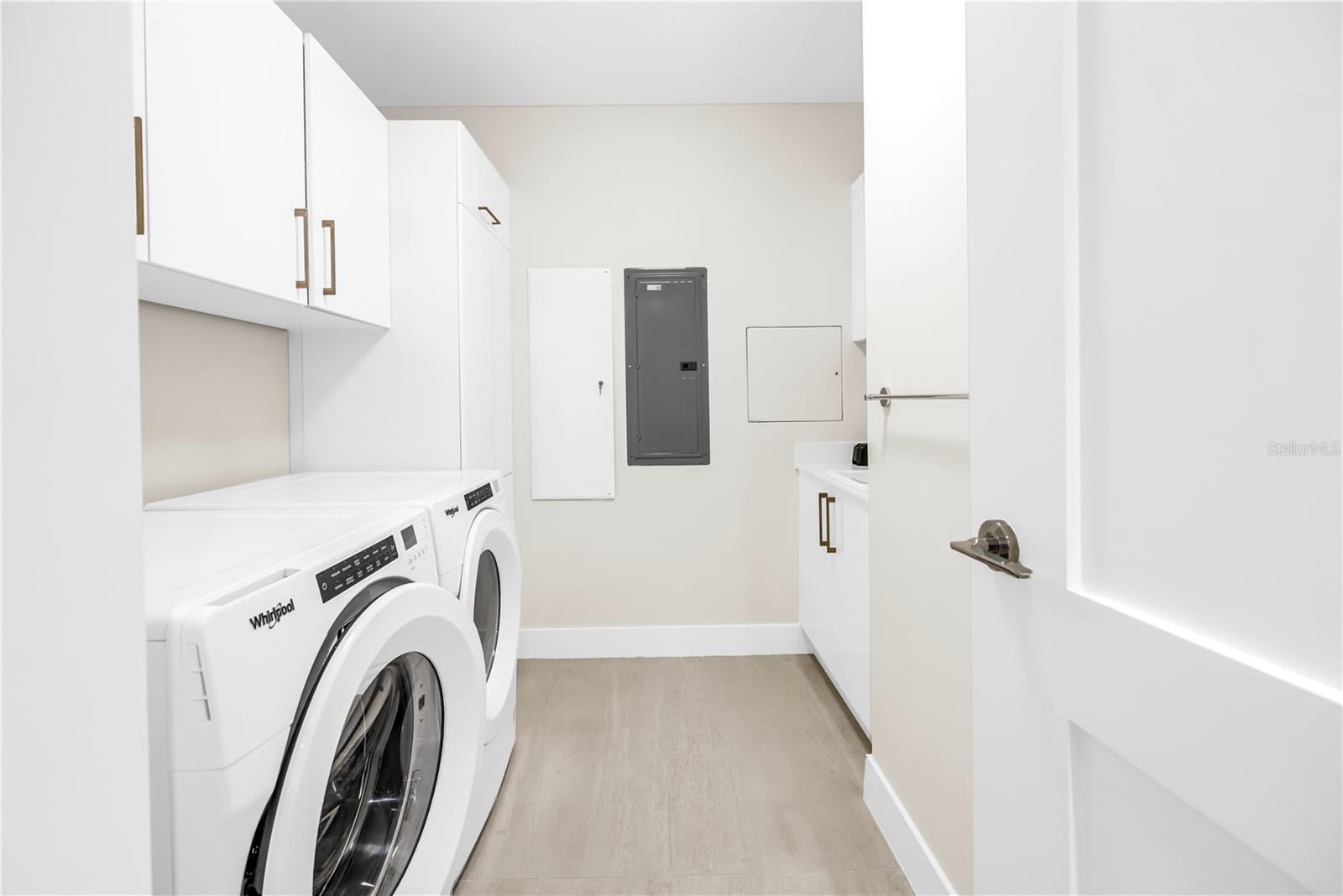 Image 30 of 45 For 301 1st Street S 2504