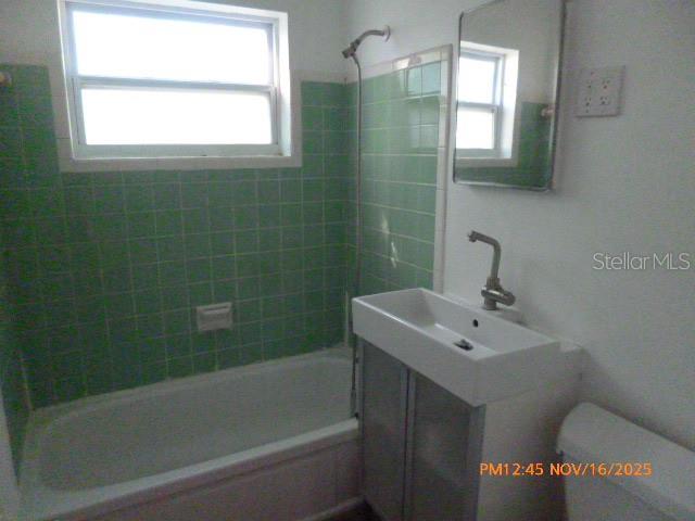 Image 15 of 24 For 9728 Groveland Street