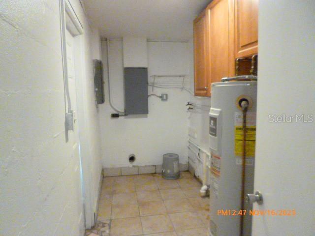 Image 16 of 24 For 9728 Groveland Street