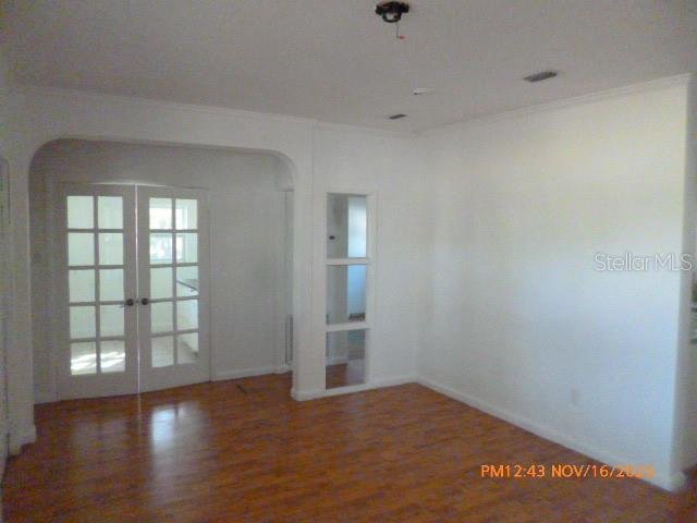 Image 3 of 24 For 9728 Groveland Street