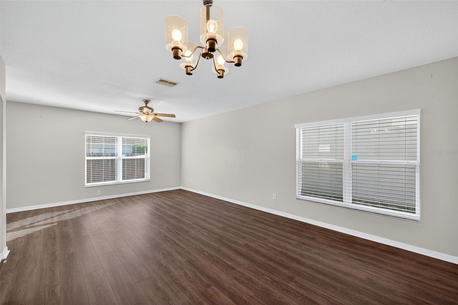 Image 10 of 60 For 28632 Seashell Court