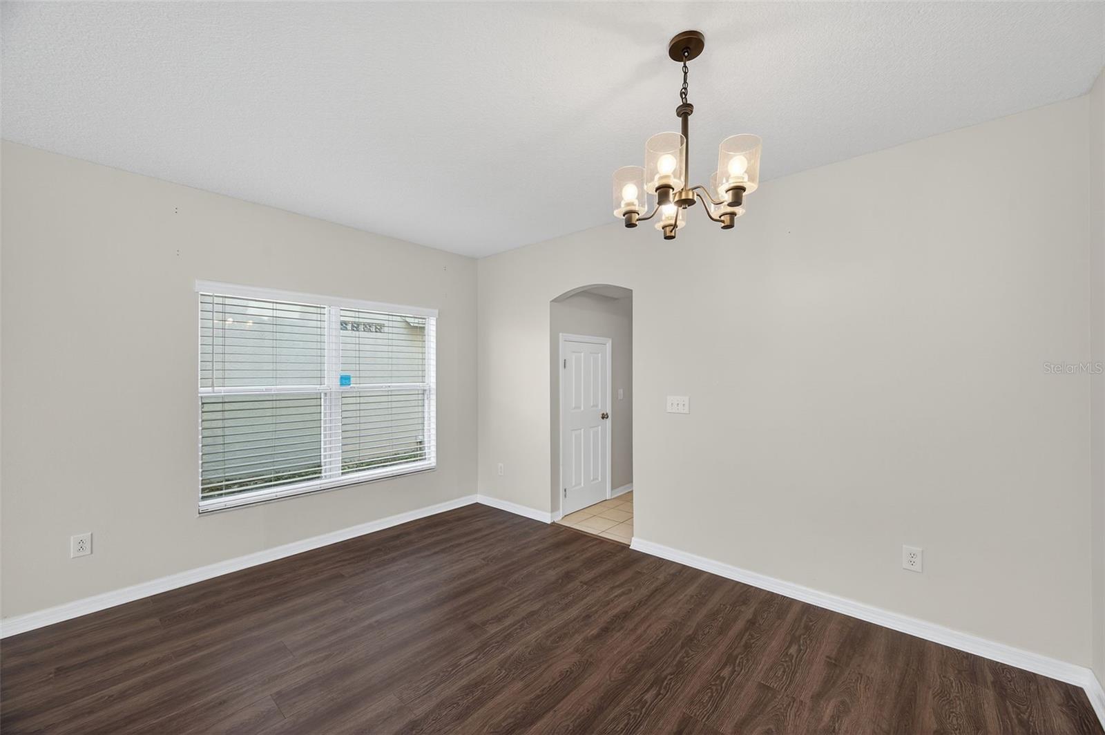 Image 11 of 60 For 28632 Seashell Court