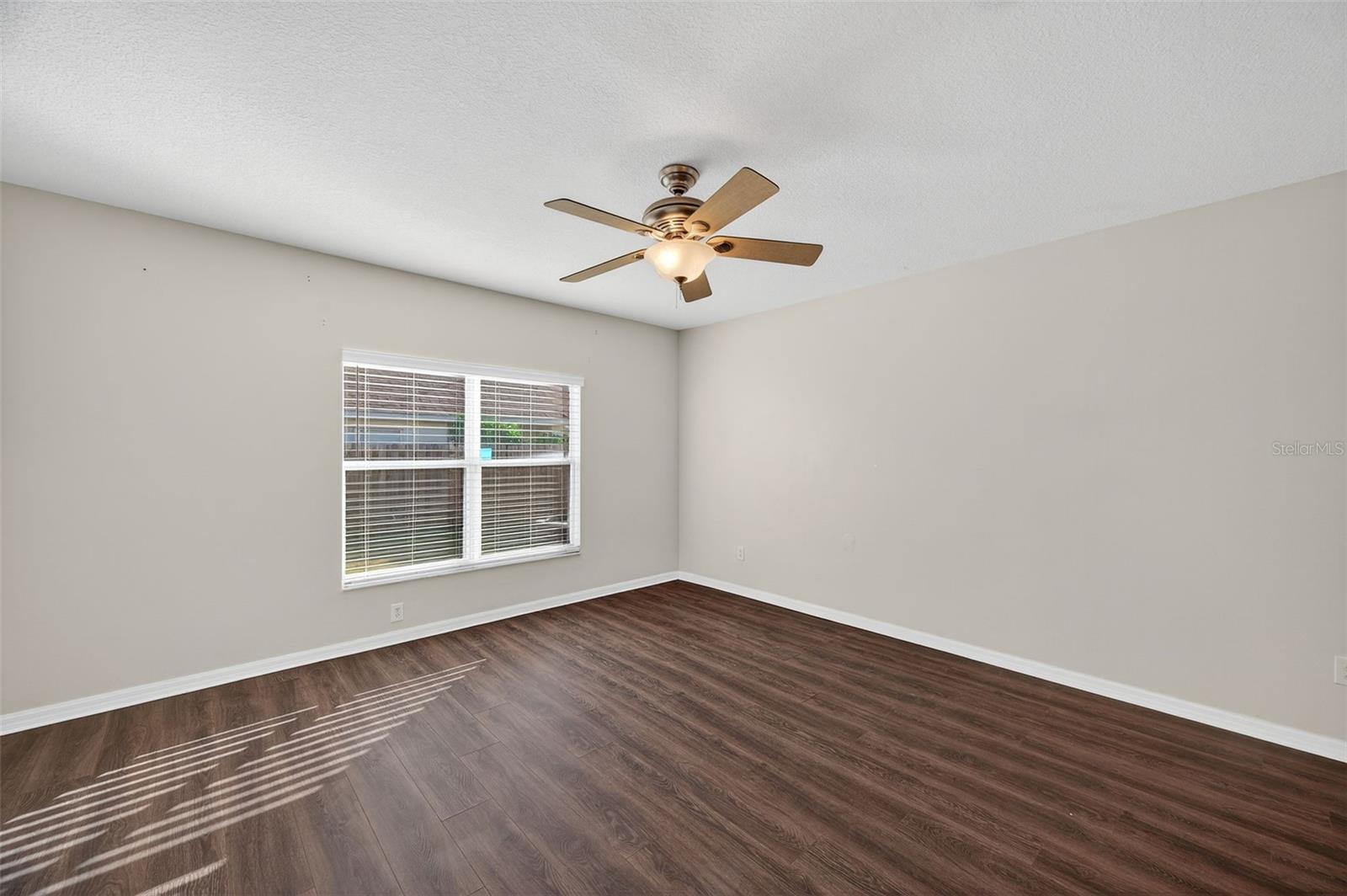 Image 14 of 60 For 28632 Seashell Court