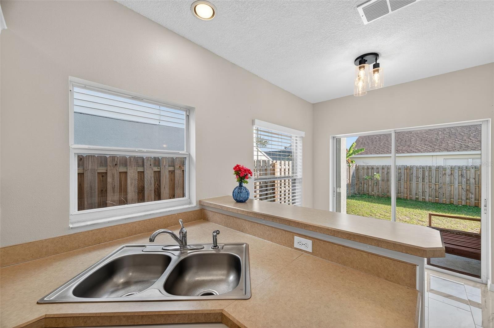 Image 25 of 60 For 28632 Seashell Court