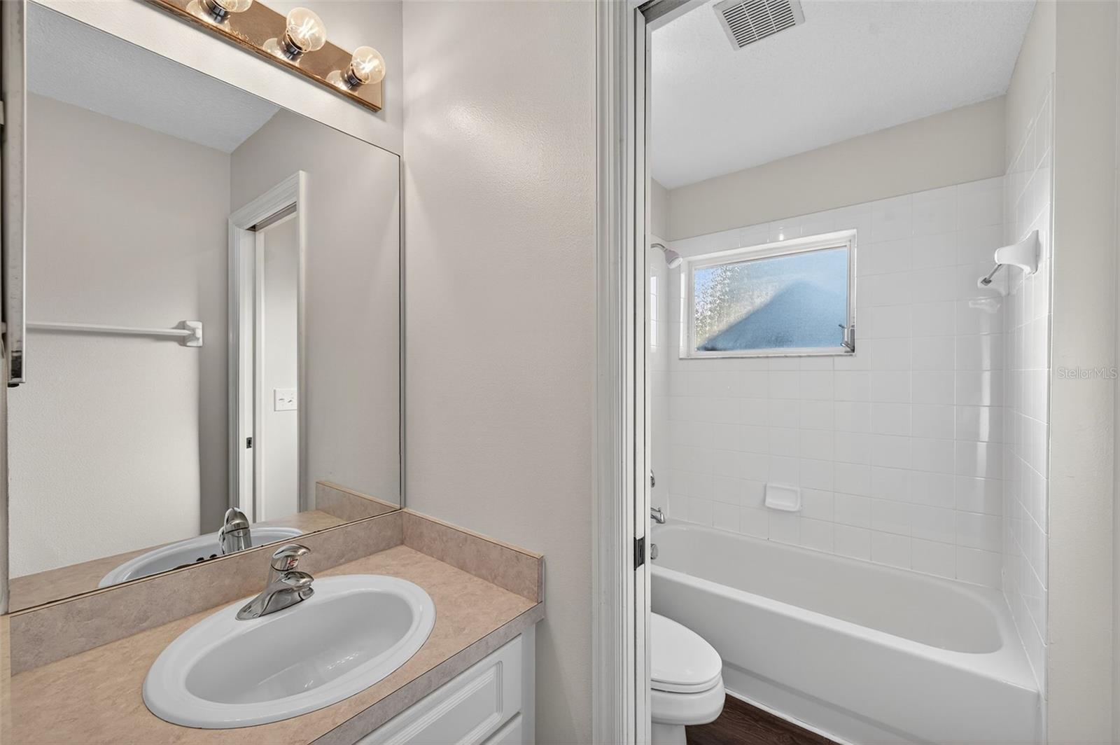 Image 37 of 60 For 28632 Seashell Court