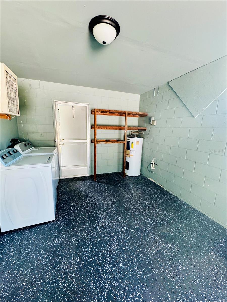 Image 17 of 17 For 2208 Valleybrook Ave