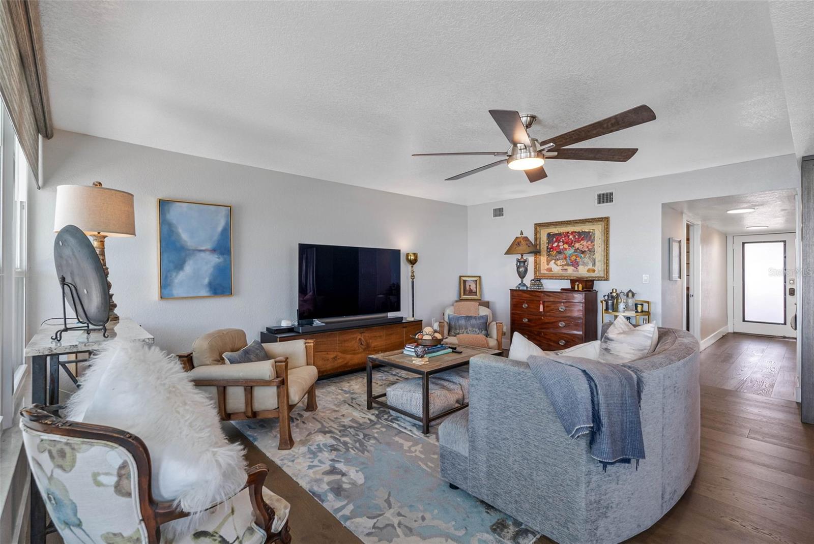 Image 16 of 51 For 1848 Shore Drive S 501