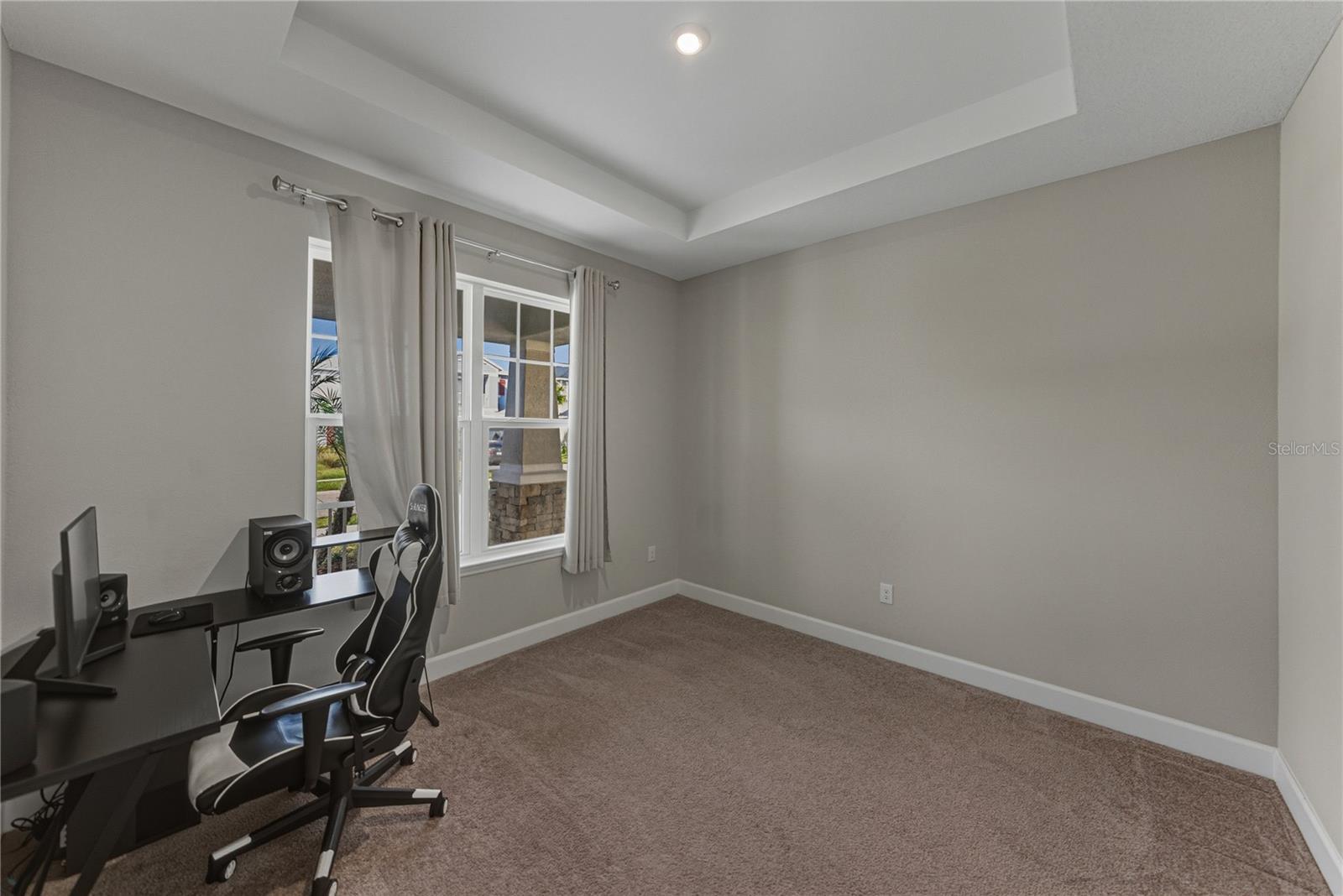 Image 10 of 51 For 34014 Astoria Circle