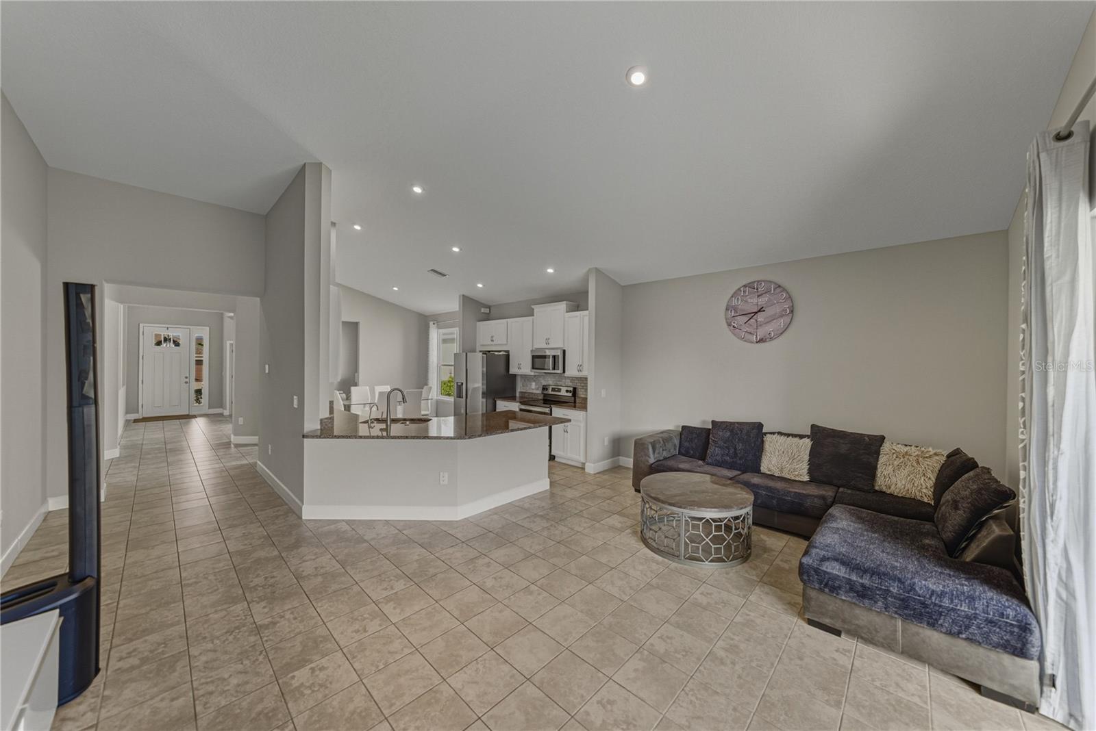 Image 18 of 51 For 34014 Astoria Circle