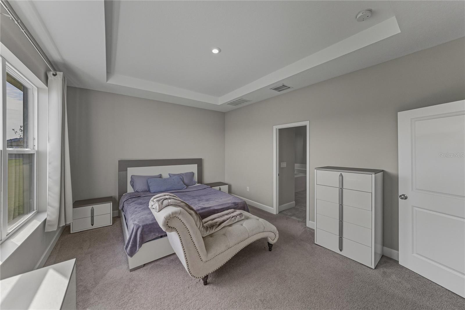 Image 22 of 51 For 34014 Astoria Circle