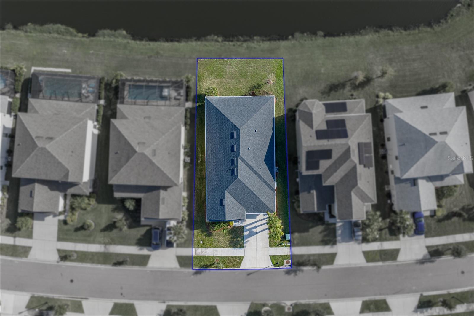 Image 39 of 51 For 34014 Astoria Circle