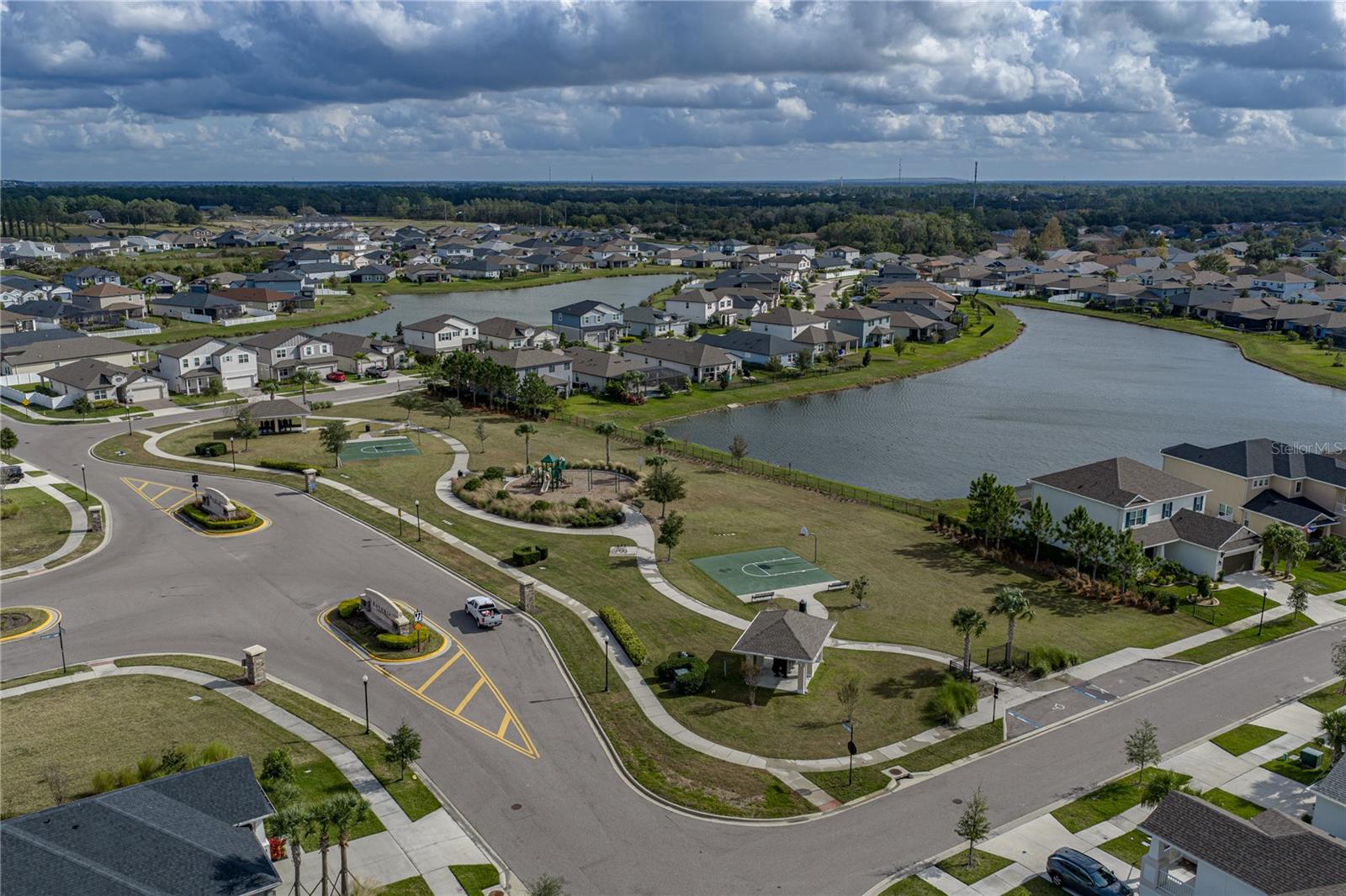 Image 40 of 51 For 34014 Astoria Circle