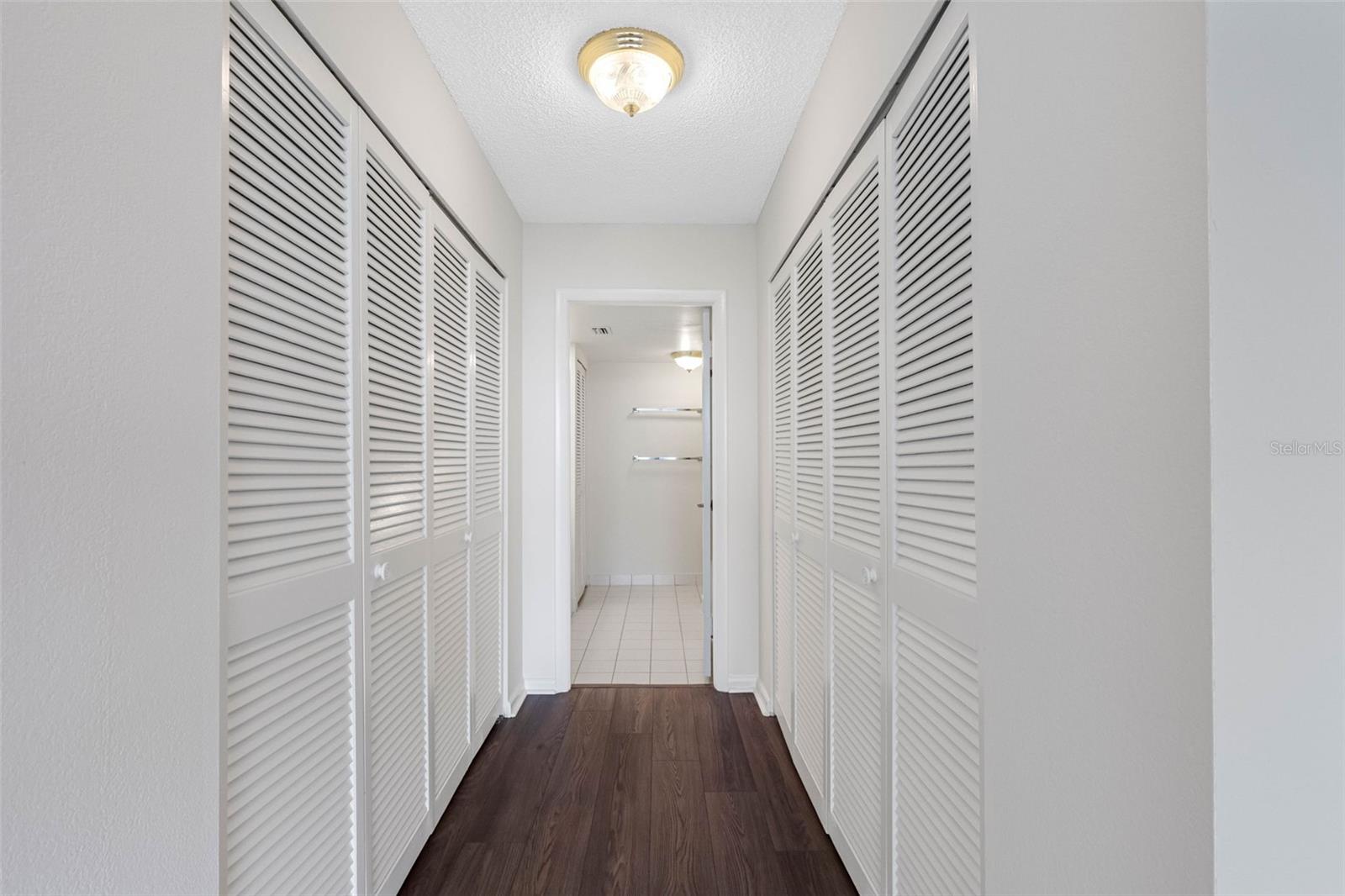 Image 22 of 45 For 220 Belleview Boulevard 609