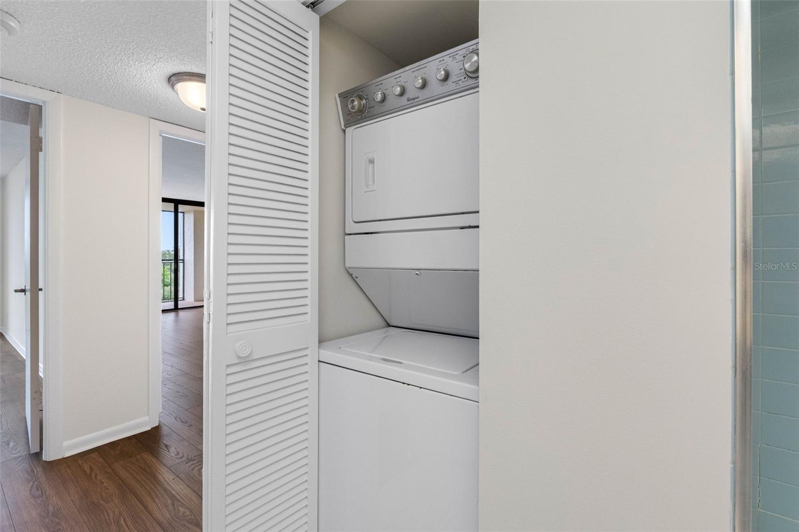 Image 27 of 45 For 220 Belleview Boulevard 609