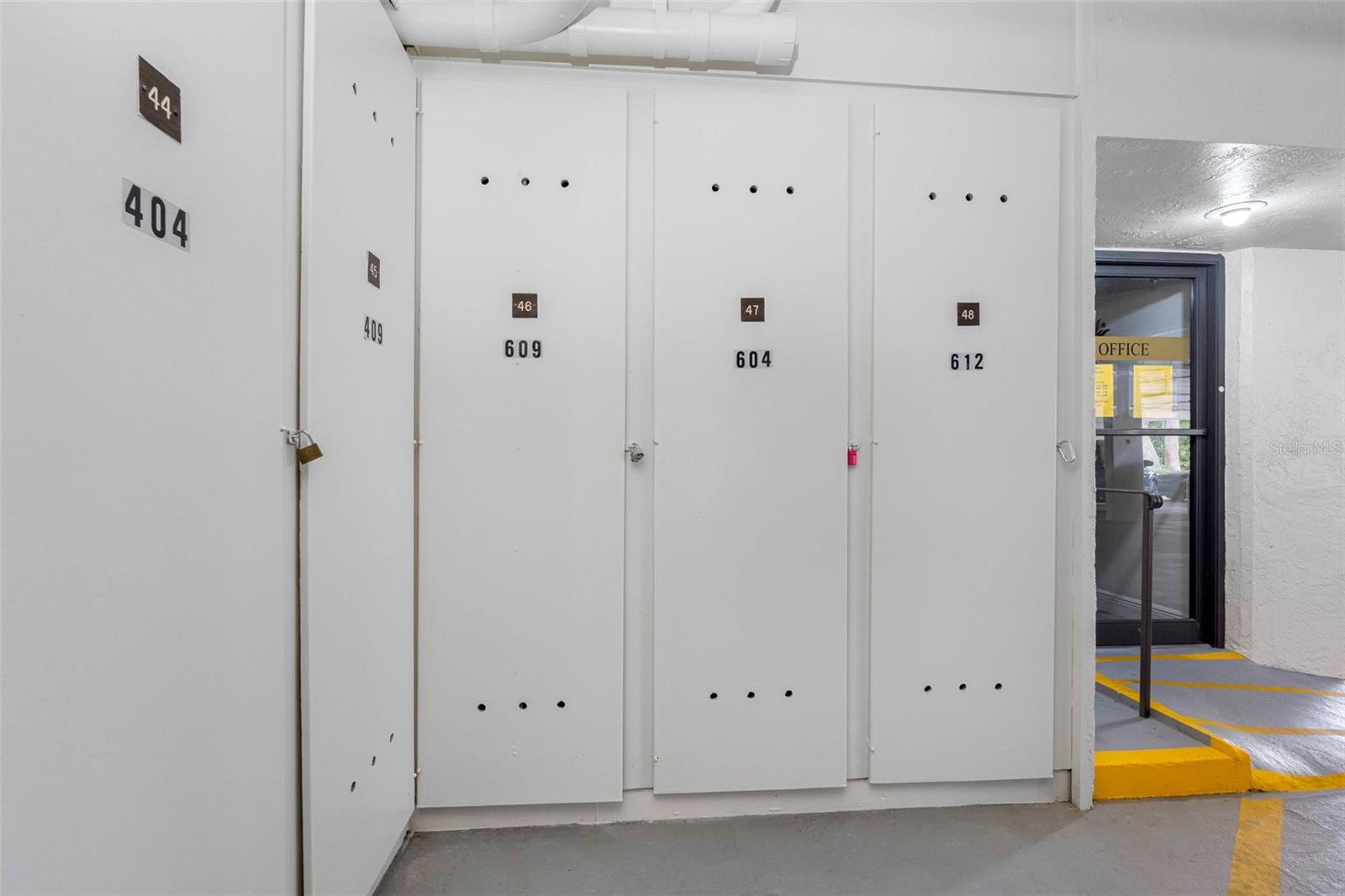 Image 29 of 45 For 220 Belleview Boulevard 609