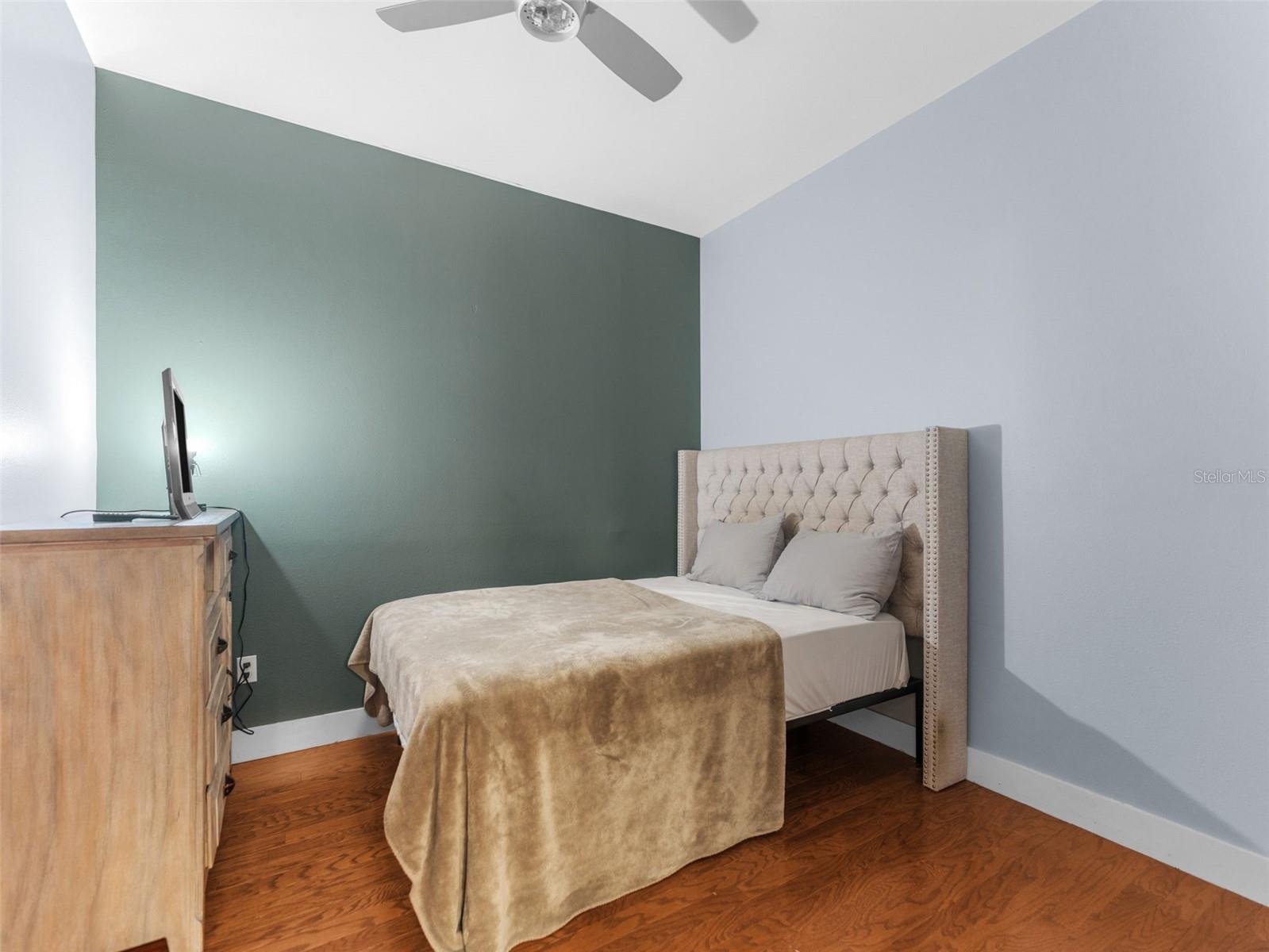 Image 16 of 37 For 1120 Kennedy Boulevard 315