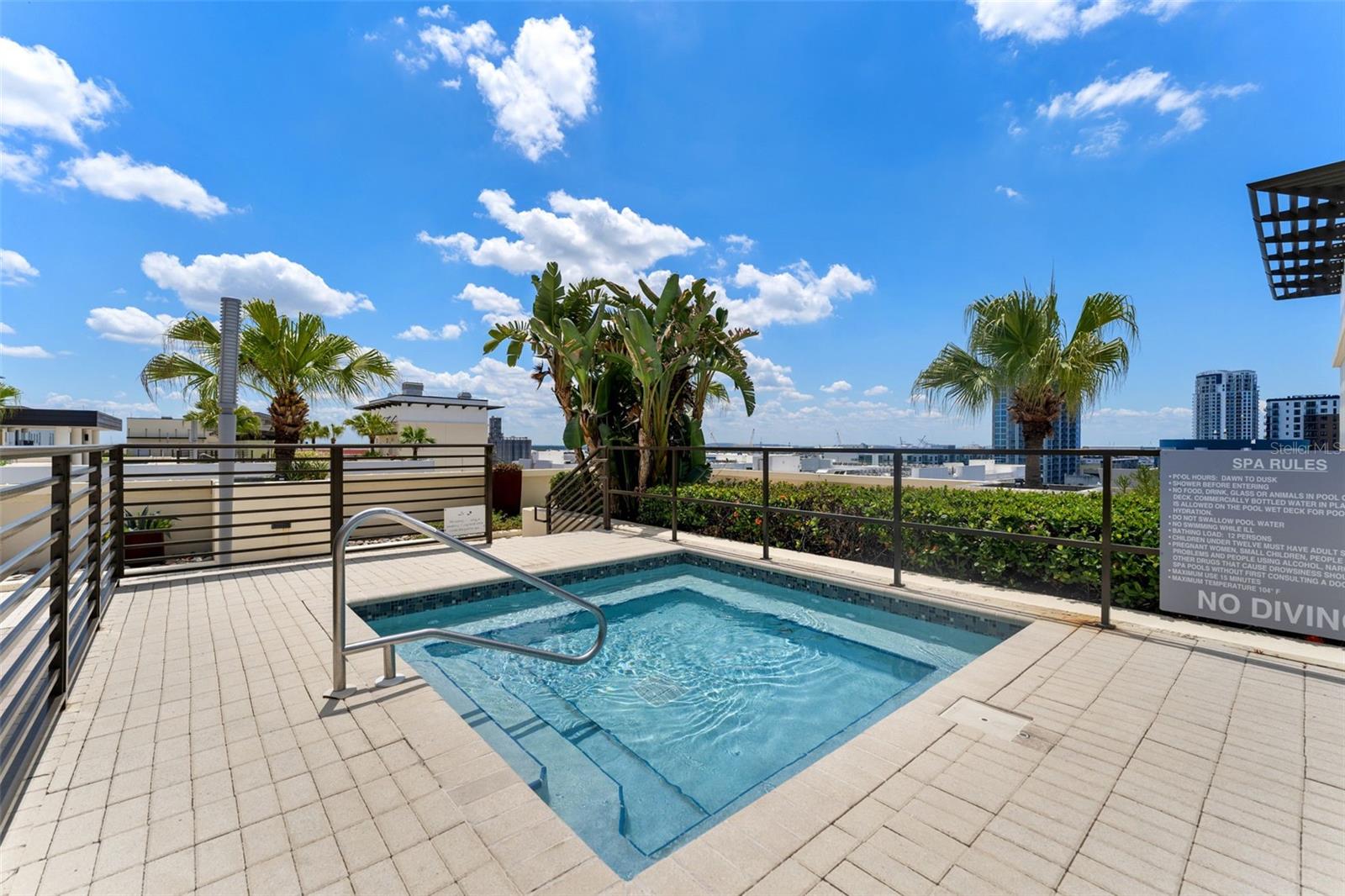 Image 22 of 37 For 1120 Kennedy Boulevard 315