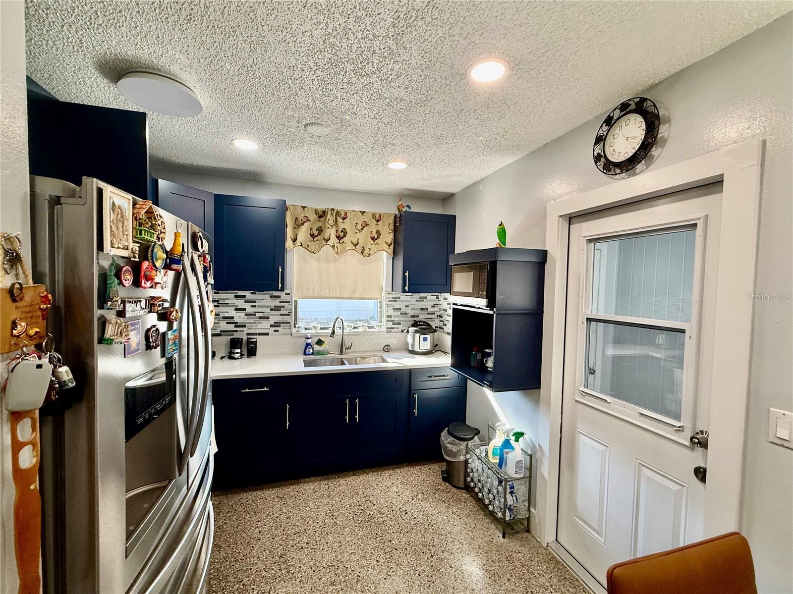 Image 12 of 31 For 4916 Eldorado Drive