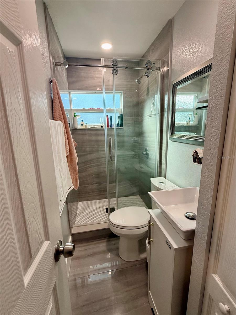 Image 15 of 31 For 4916 Eldorado Drive