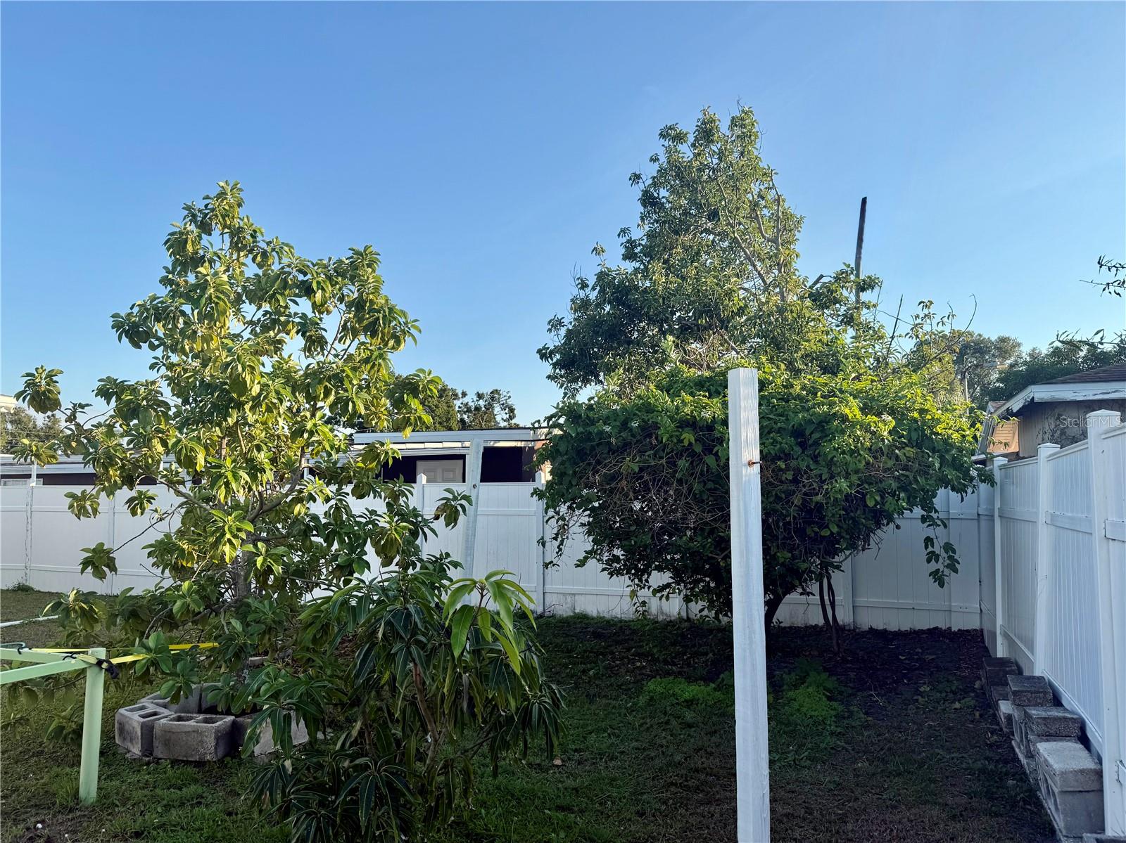 Image 23 of 31 For 4916 Eldorado Drive