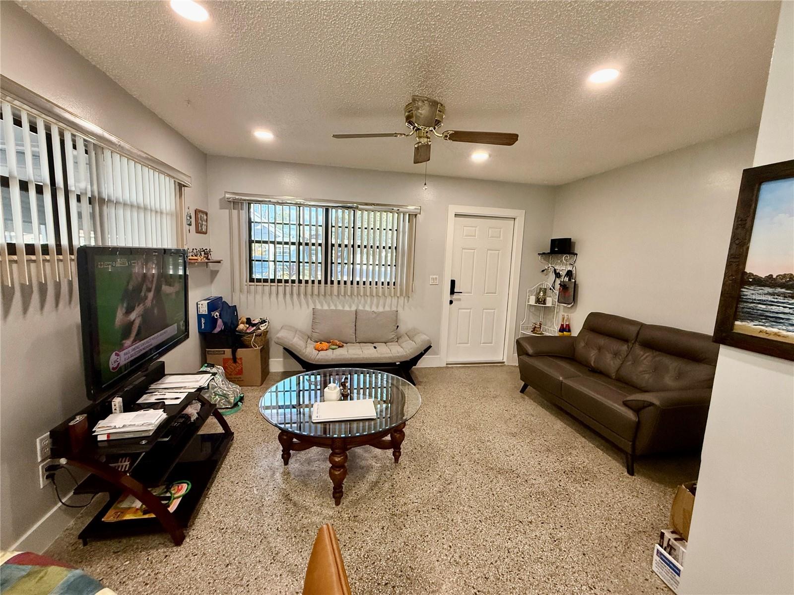 Image 7 of 31 For 4916 Eldorado Drive