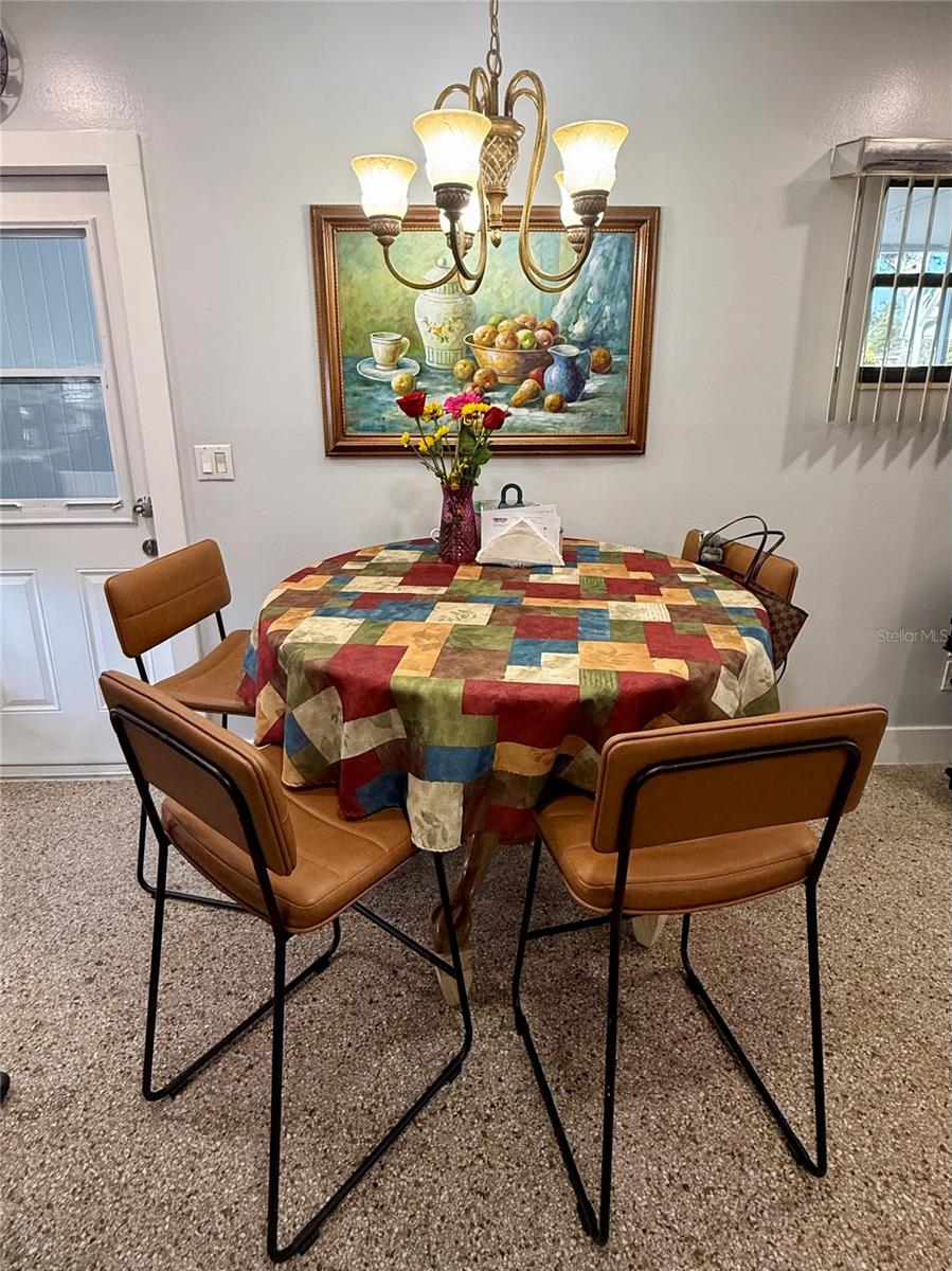 Image 8 of 31 For 4916 Eldorado Drive