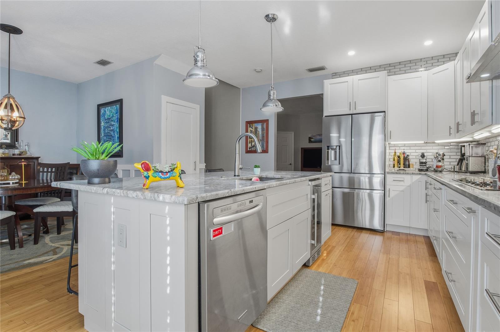 Image 16 of 56 For 16302 Newbury Palms Court