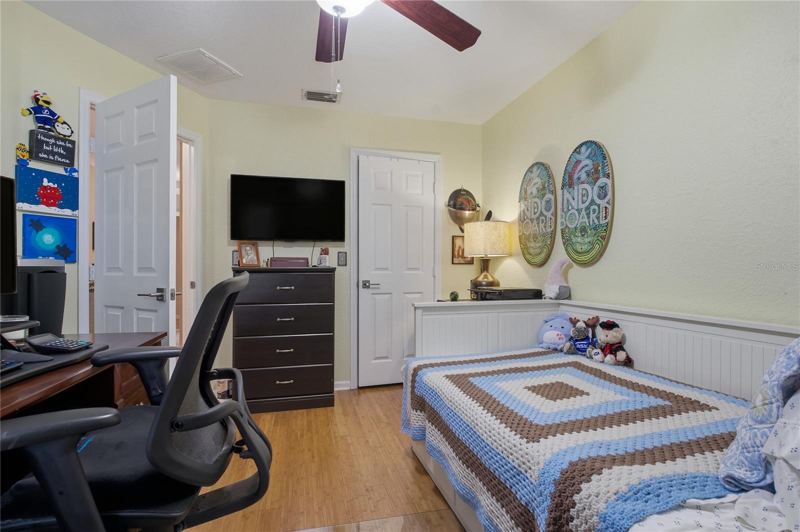 Image 40 of 56 For 16302 Newbury Palms Court