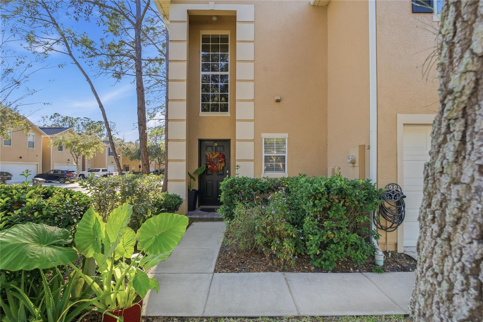 Image 6 of 56 For 16302 Newbury Palms Court