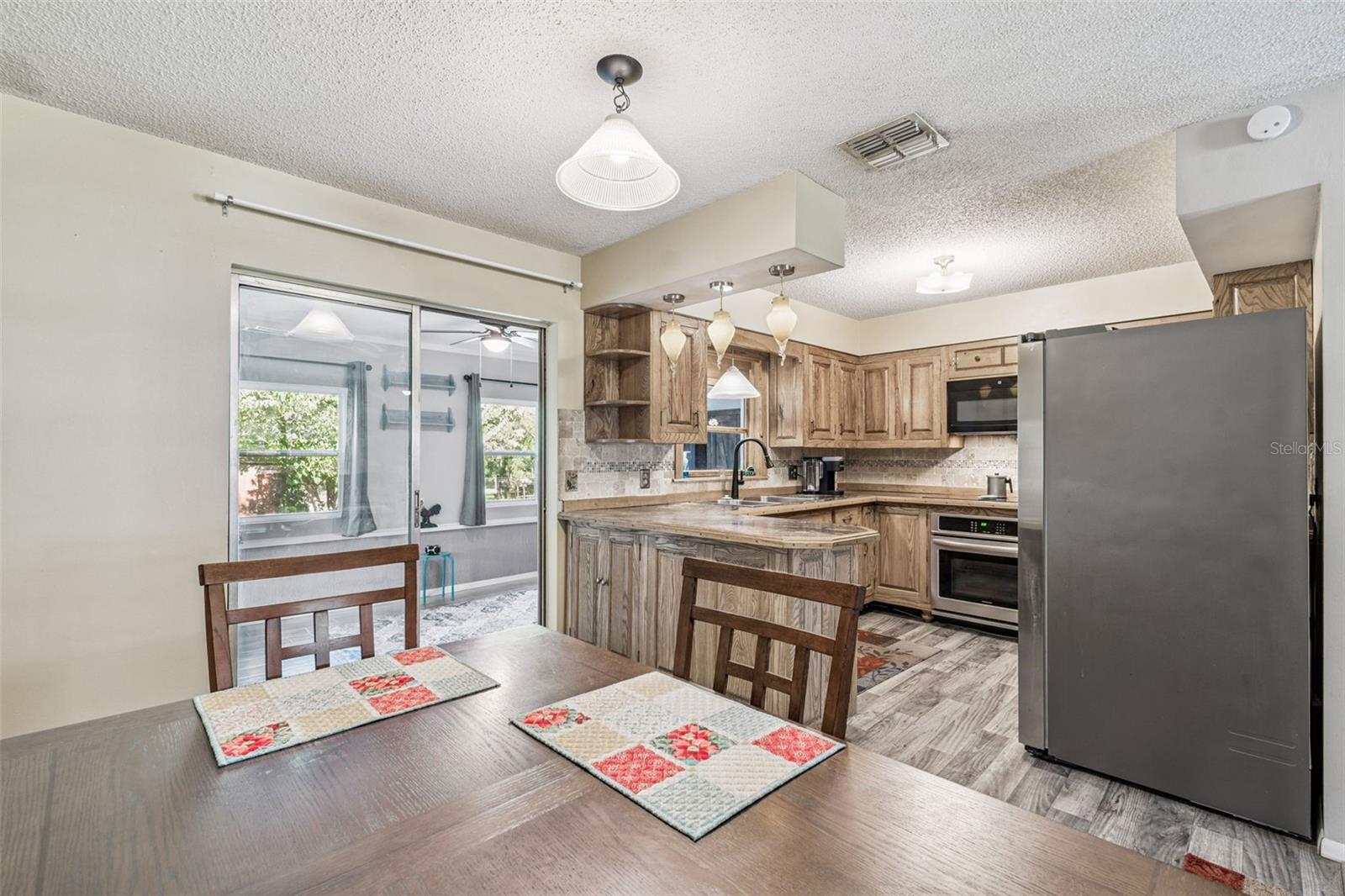 Image 19 of 56 For 6098 Faber Drive