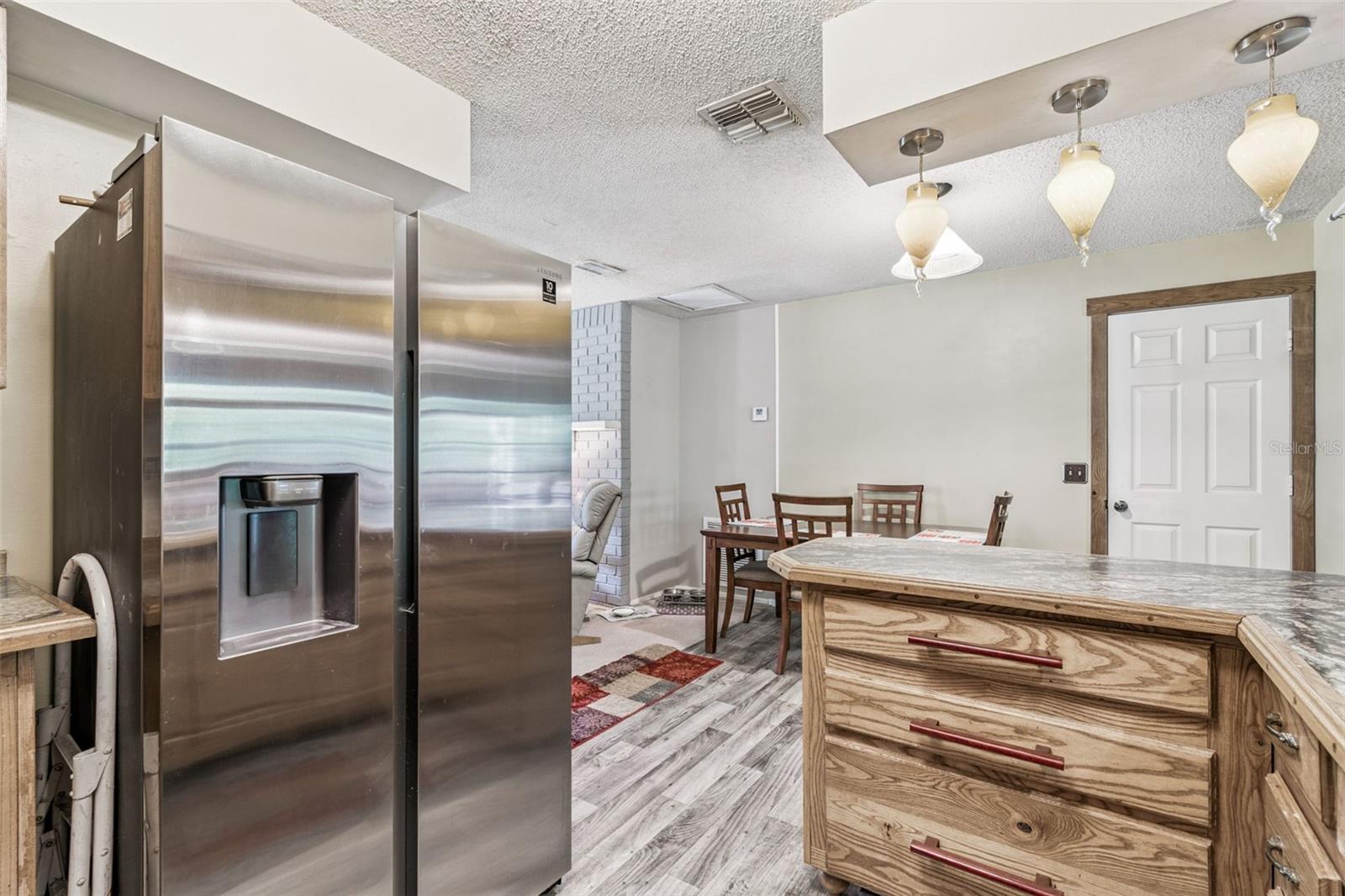 Image 23 of 56 For 6098 Faber Drive