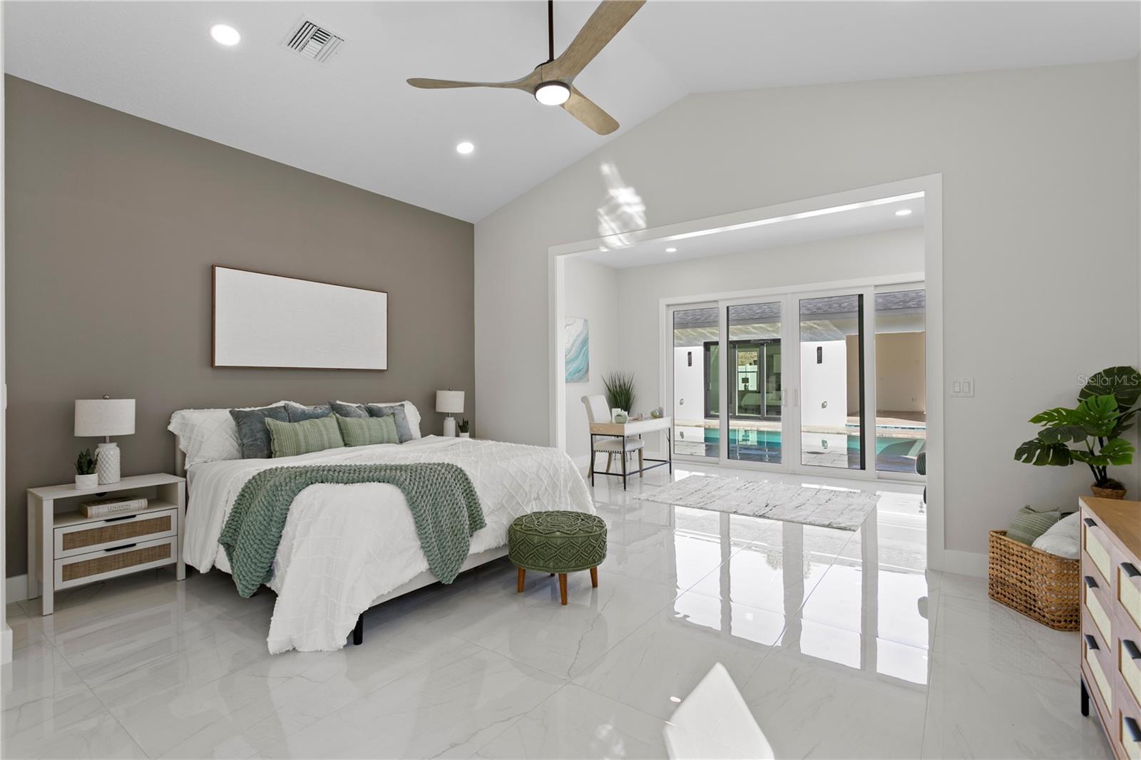 Image 11 of 95 For 14447 Mark Drive