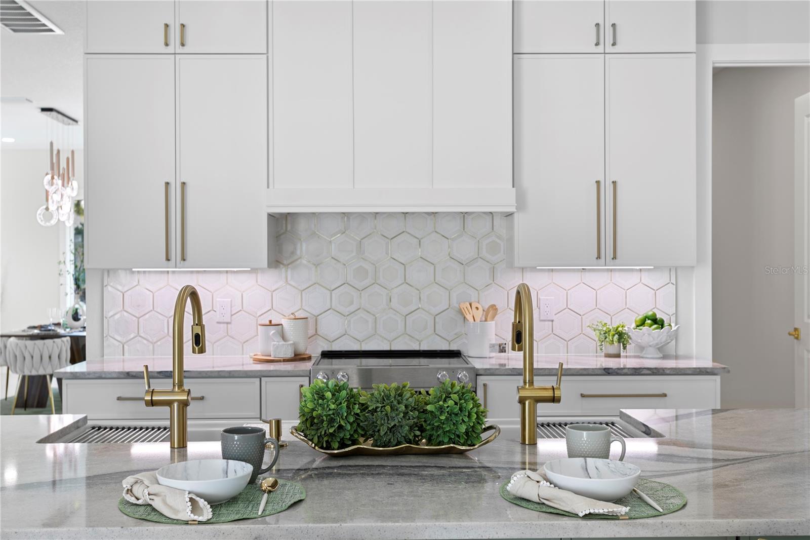 Image 25 of 95 For 14447 Mark Drive