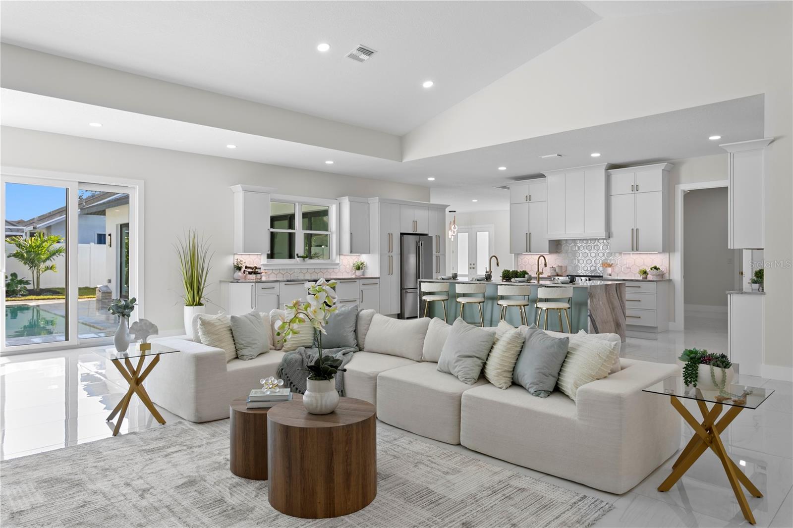 Image 32 of 95 For 14447 Mark Drive