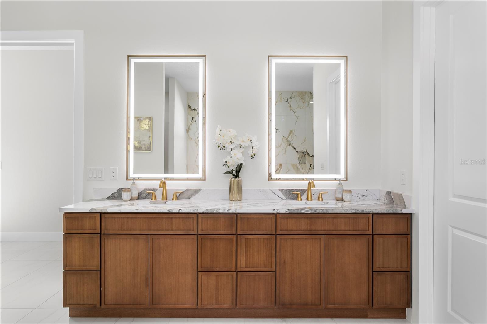 Image 41 of 95 For 14447 Mark Drive