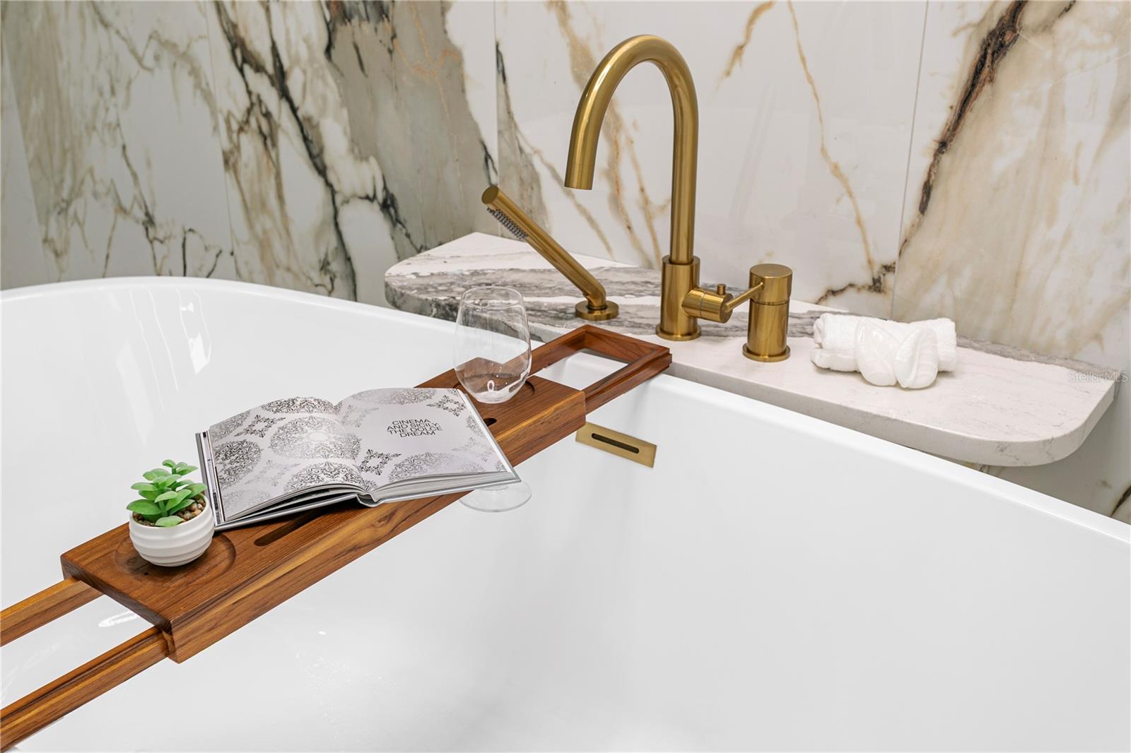 Image 45 of 95 For 14447 Mark Drive