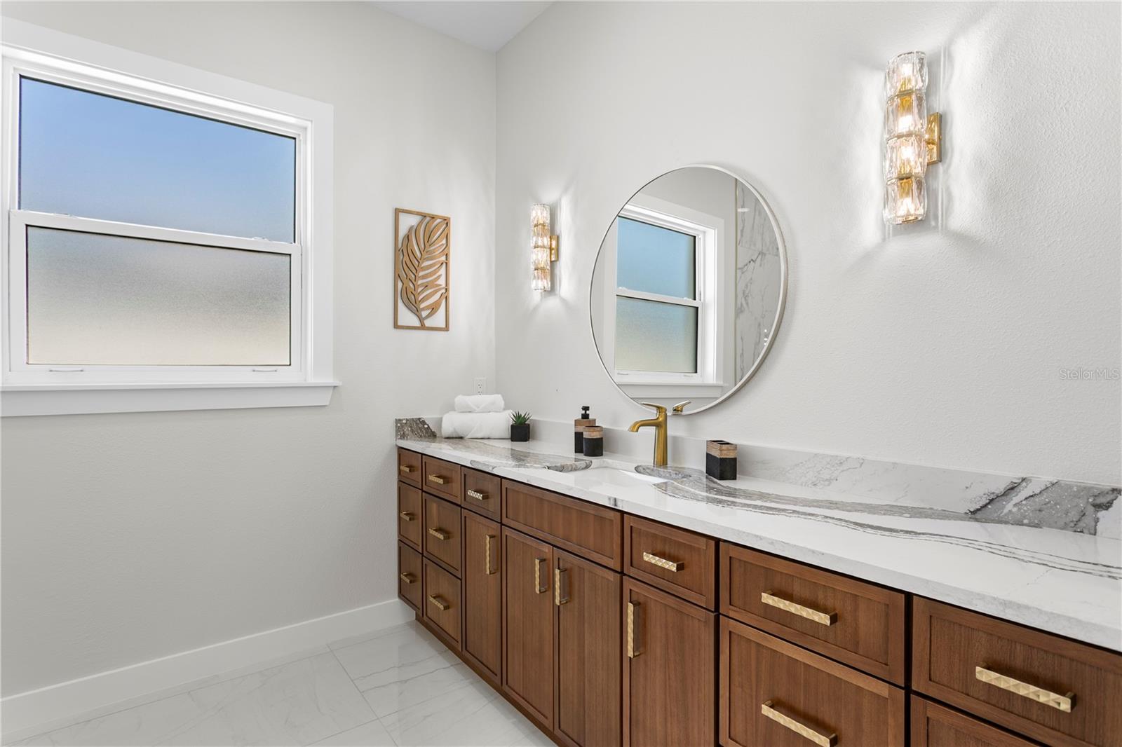 Image 47 of 95 For 14447 Mark Drive