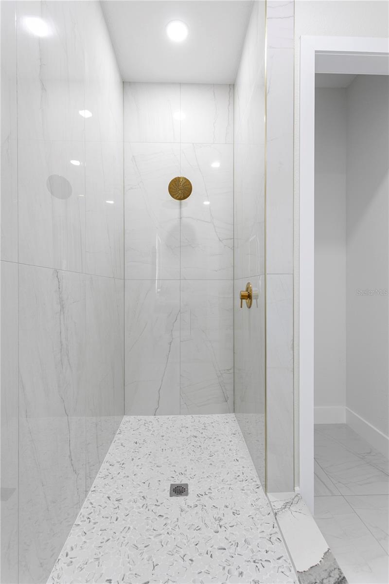 Image 54 of 95 For 14447 Mark Drive