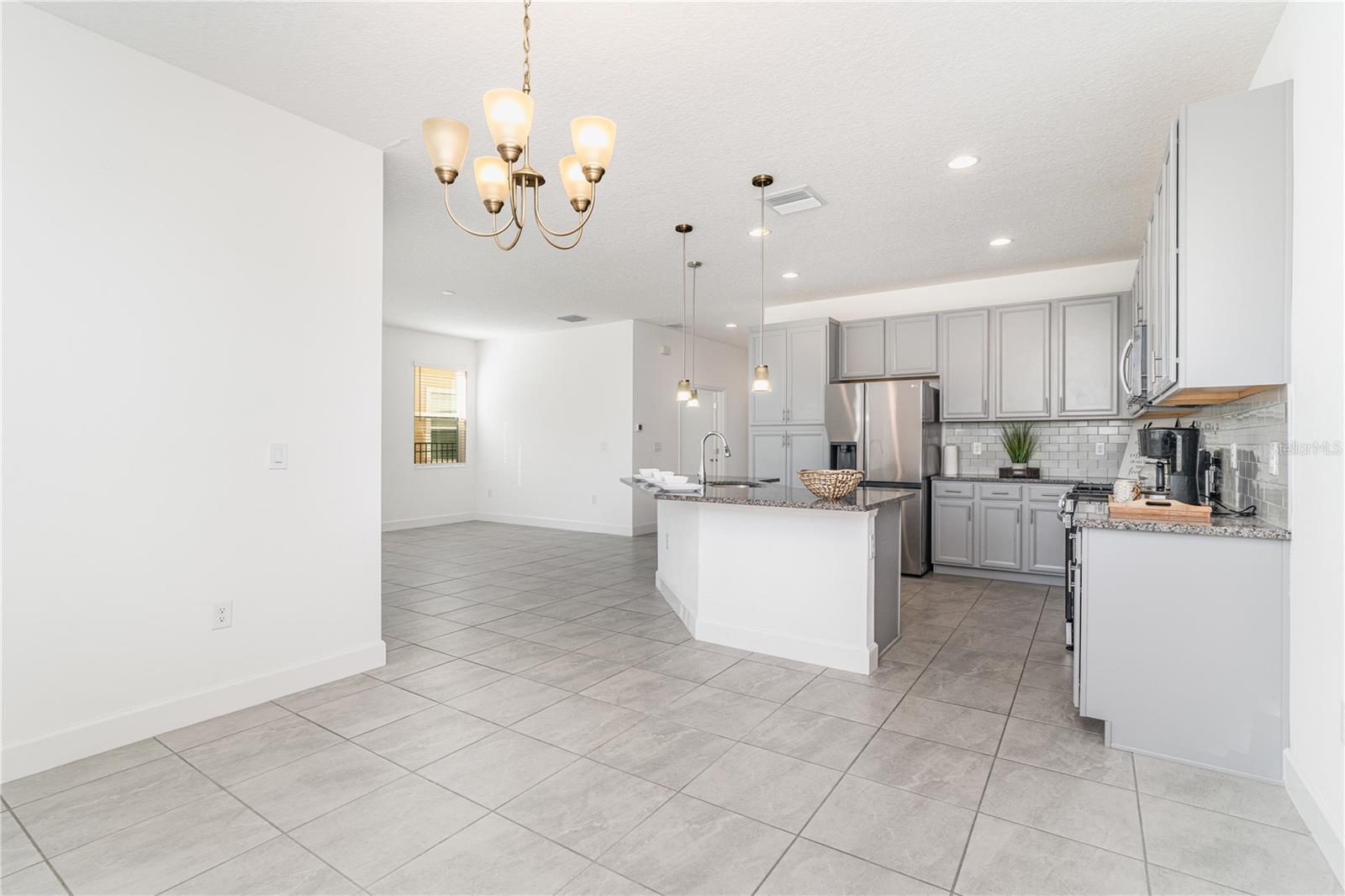 Image 13 of 43 For 5653 Del Coronado Drive