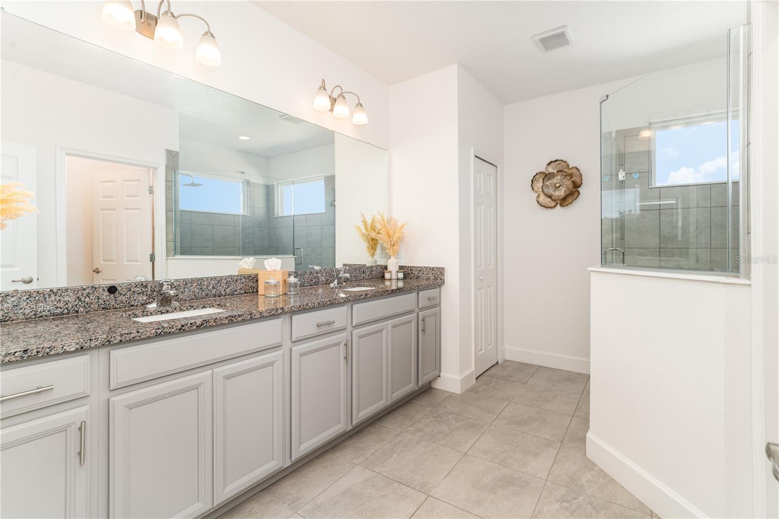 Image 22 of 43 For 5653 Del Coronado Drive