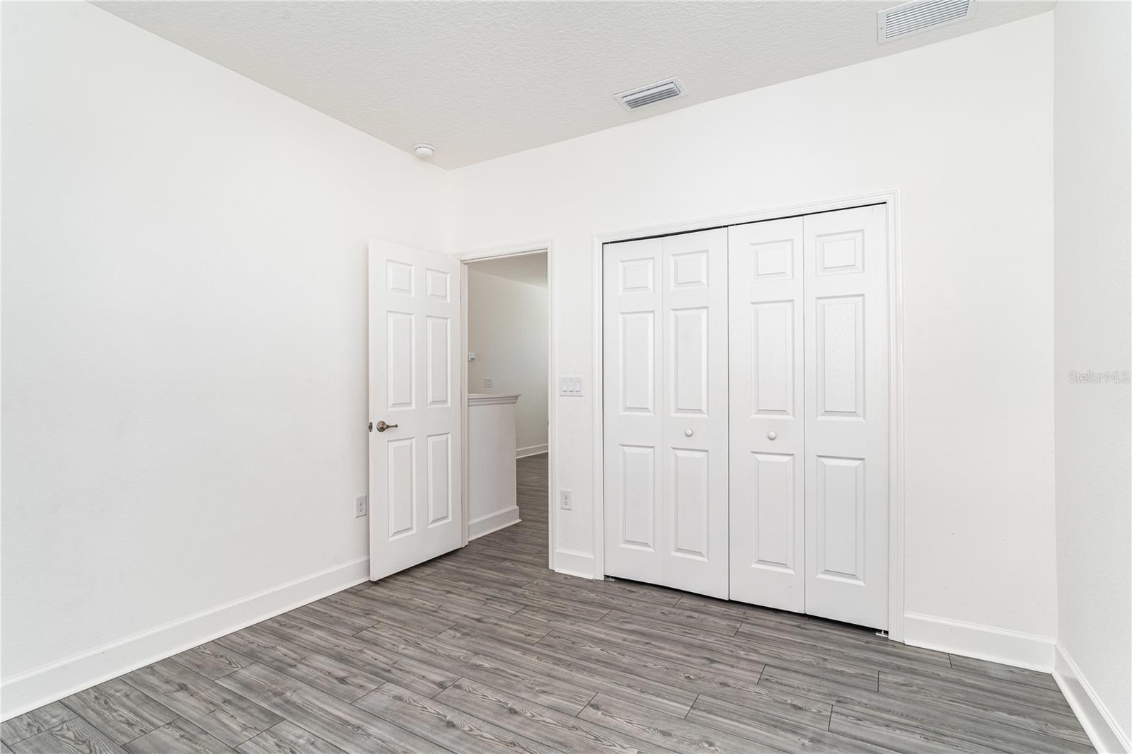 Image 27 of 43 For 5653 Del Coronado Drive