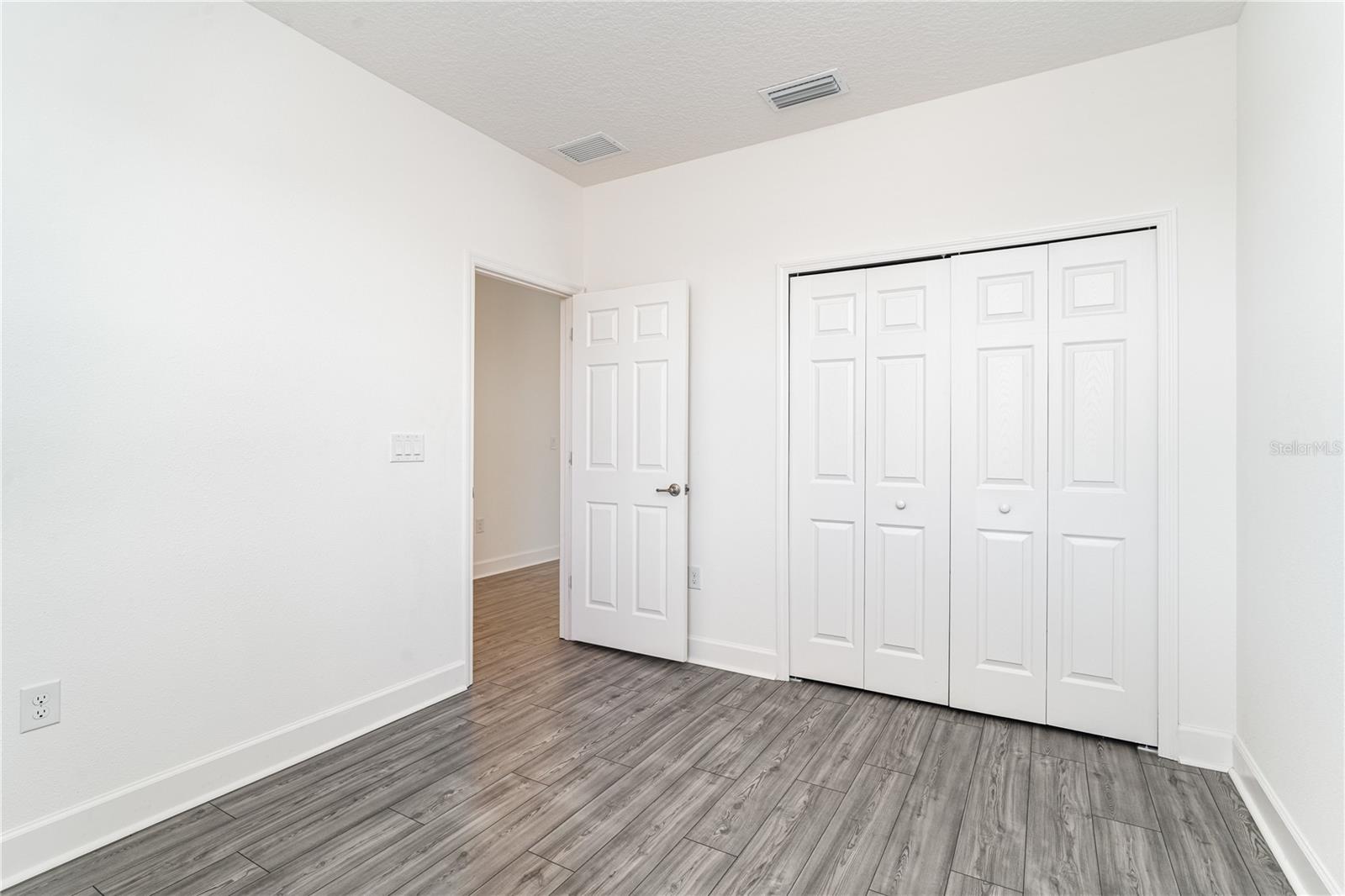 Image 28 of 43 For 5653 Del Coronado Drive