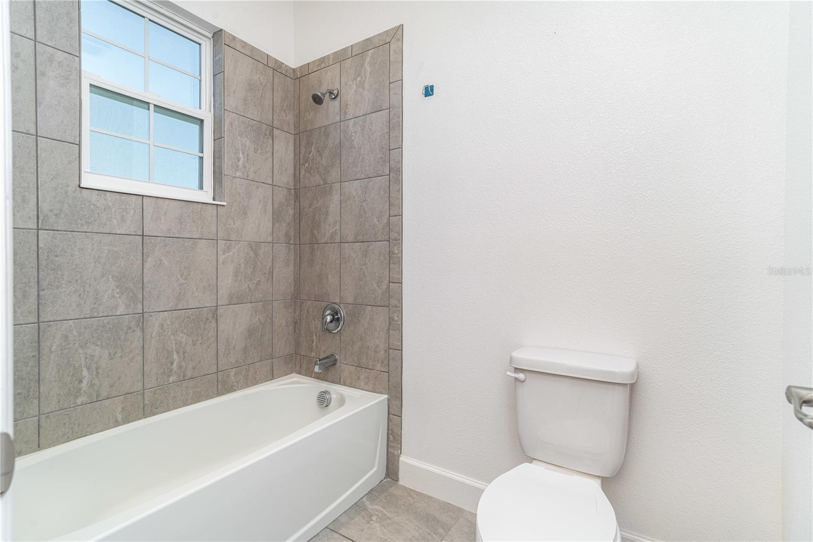 Image 29 of 43 For 5653 Del Coronado Drive